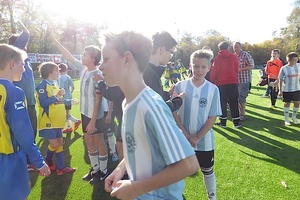 Besuch der Salts Juniors F.C. aus Bradford